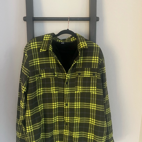 Volcom Black and Yellow Plaid Jacket - Picture 1 of 3